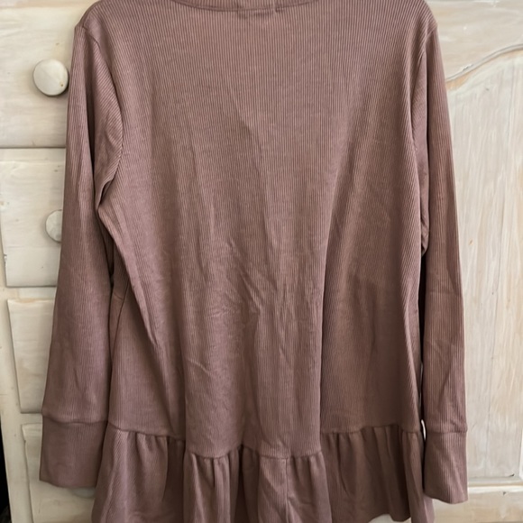 Shirt - Picture 6 of 6